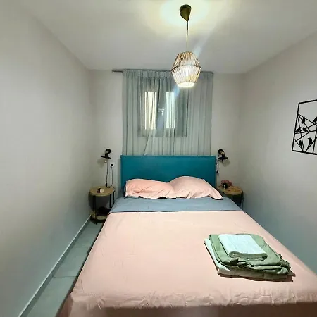 Apartament Charming With Pool In *